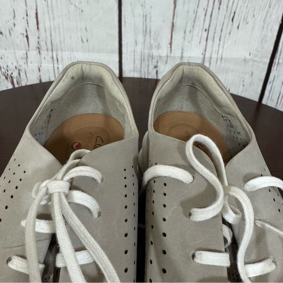 CLARK’s Unstructured Women's Gray Sneakers Removable cushion Size 8 GUC - Picture 16 of 16